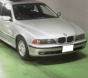 BMW ３２０i 平成11年式 130,000km